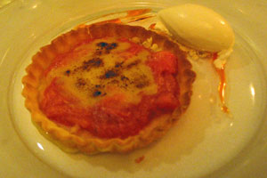 Mrunderhill201011_08crumble