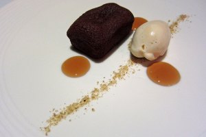 NathanOutlaw2011_27_chocola Restaurant Nathan Outlaw - Chocolate Sponge